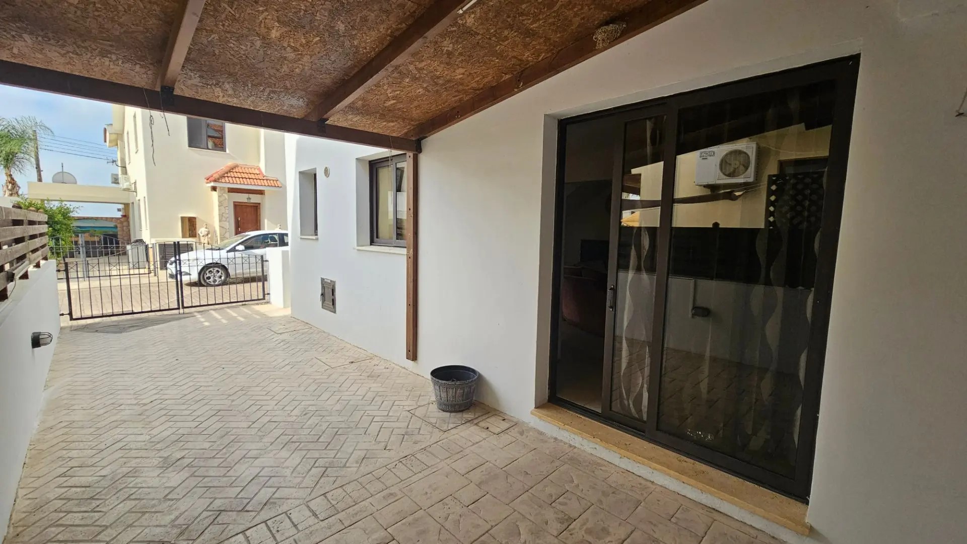 2 Bedroom House for Rent in Larnaca District