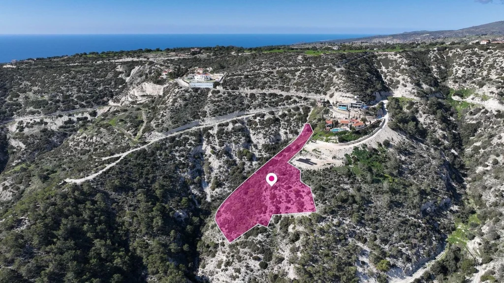 11,037m² Plot for Sale in Peyia, Paphos District €60000 - INDEX.cy