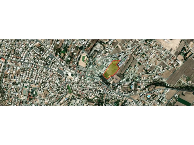 21,405m² Plot for Sale in Geroskipou, Paphos District