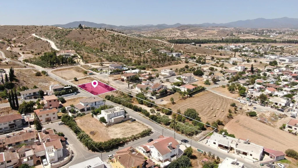 4,135m² Plot for Sale in Pera Chorio, Nicosia District