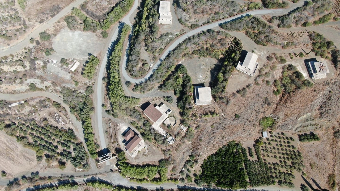 595,810m² Plot for Sale in Agia Varvara, Nicosia District
