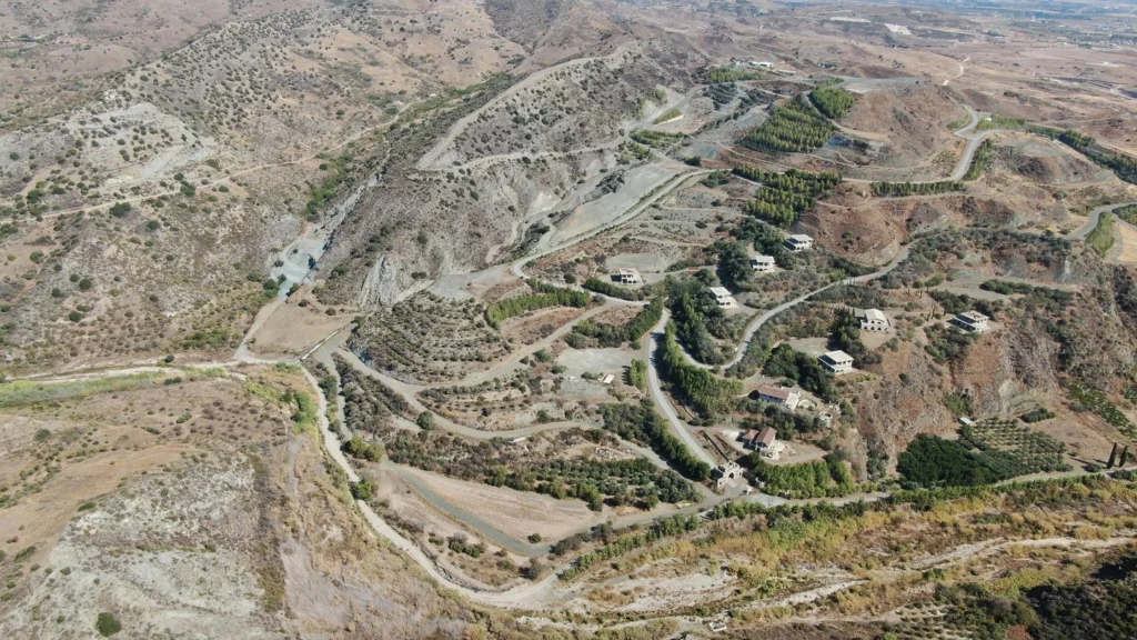 595,810m² Plot for Sale in Agia Varvara, Nicosia District