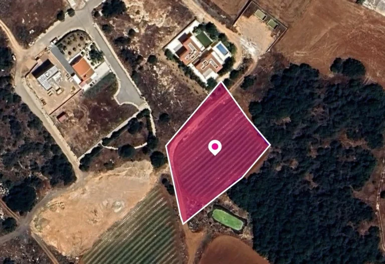 3,131m² Plot for Sale in Paralimni, Famagusta District