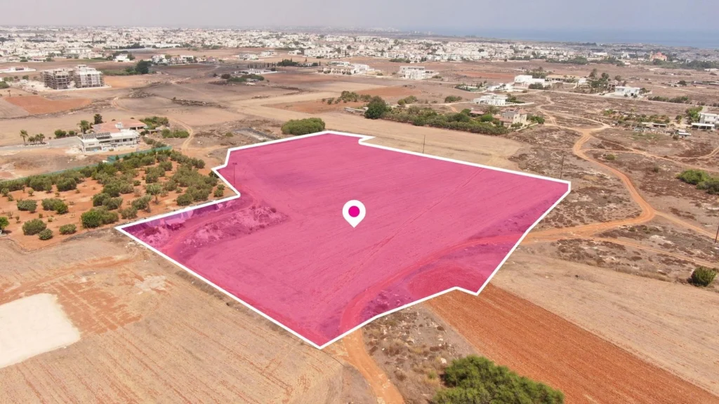 18,584m² Plot for Sale in Paralimni, Famagusta District