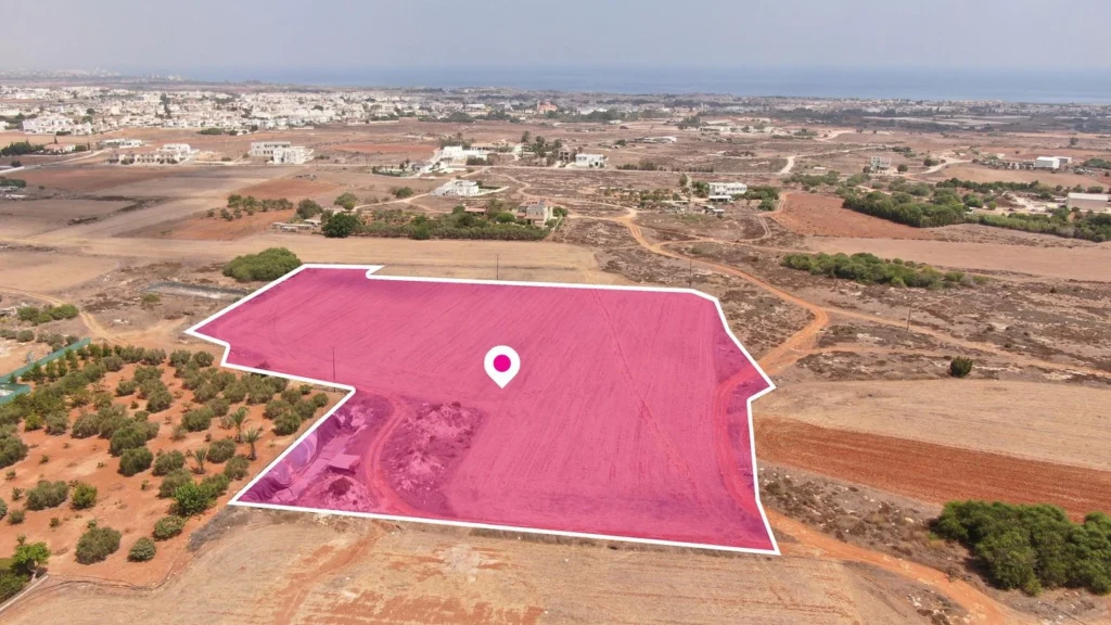 18,584m² Plot for Sale in Paralimni, Famagusta District