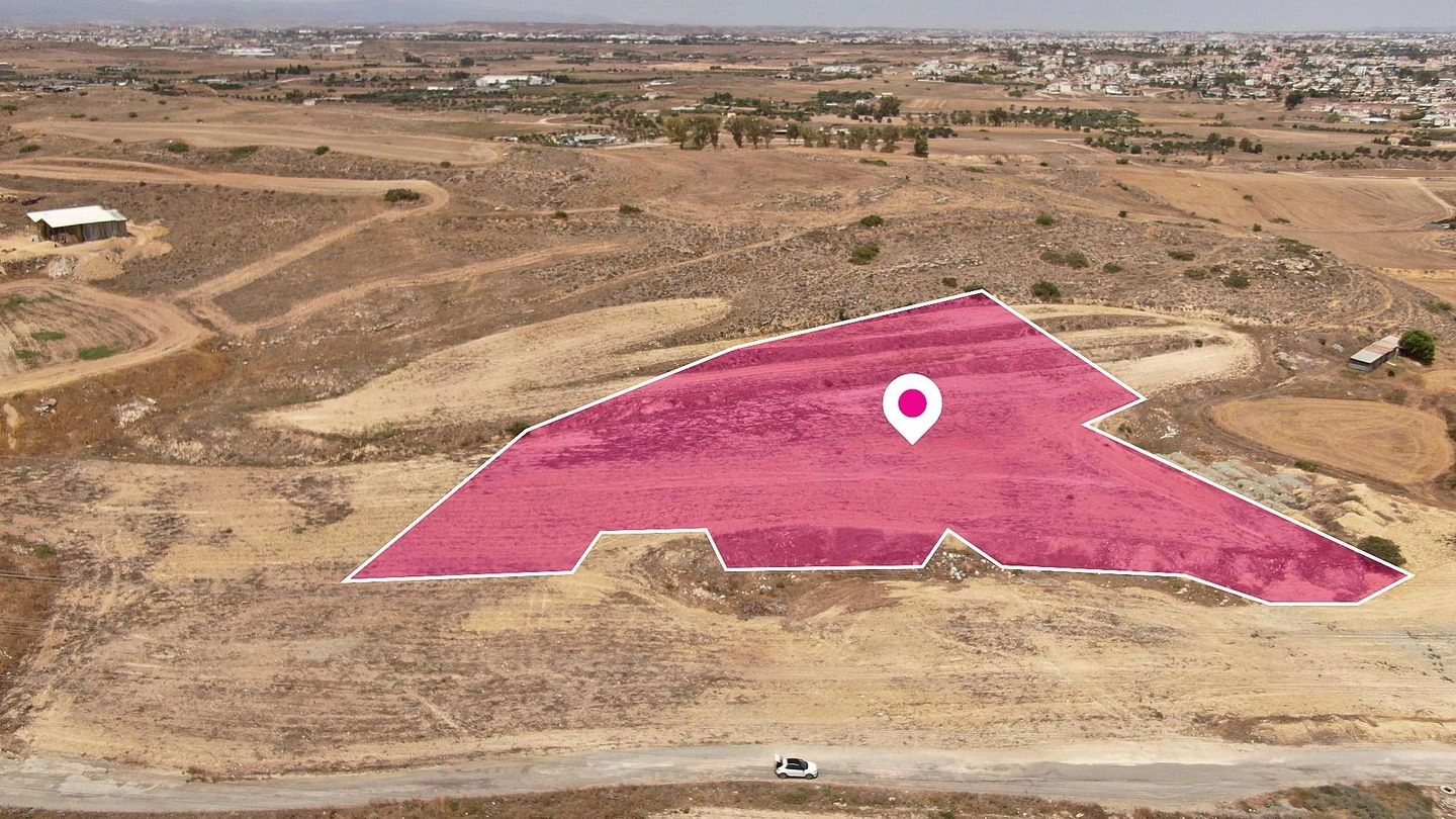 9,458m² Plot for Sale in Geri, Nicosia District