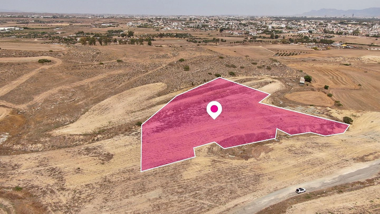 9,458m² Plot for Sale in Geri, Nicosia District