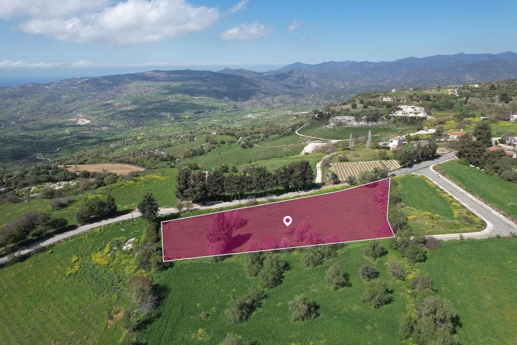 6,857m² Plot for Sale in Paphos District
