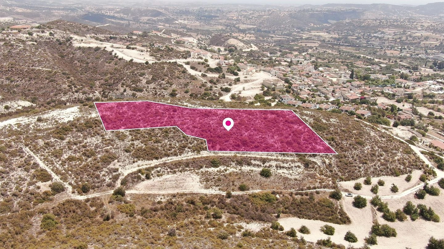 8,696m² Plot for Sale in Skarinou, Larnaca District