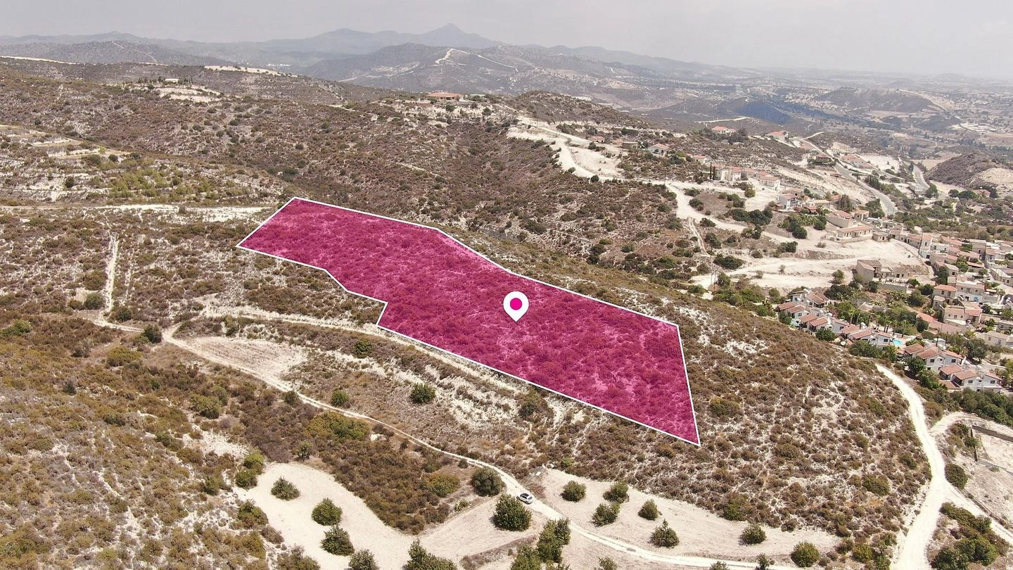 8,696m² Plot for Sale in Skarinou, Larnaca District