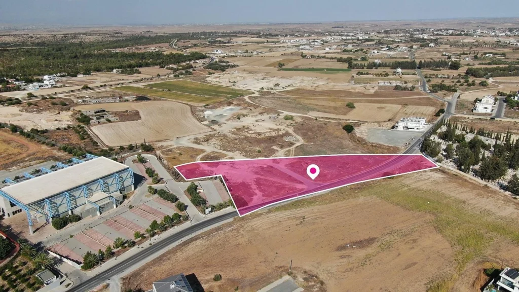 8,157m² Plot for Sale in Latsia, Nicosia District