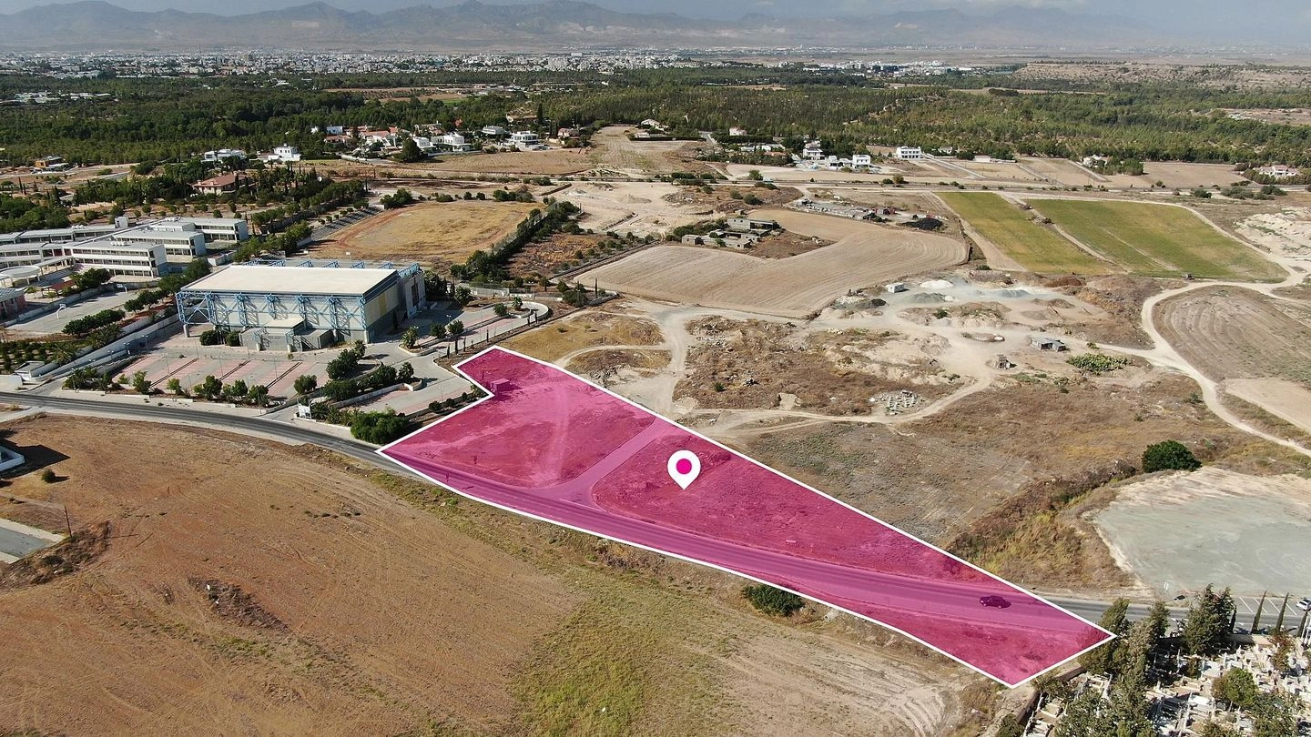 8,157m² Plot for Sale in Latsia, Nicosia District