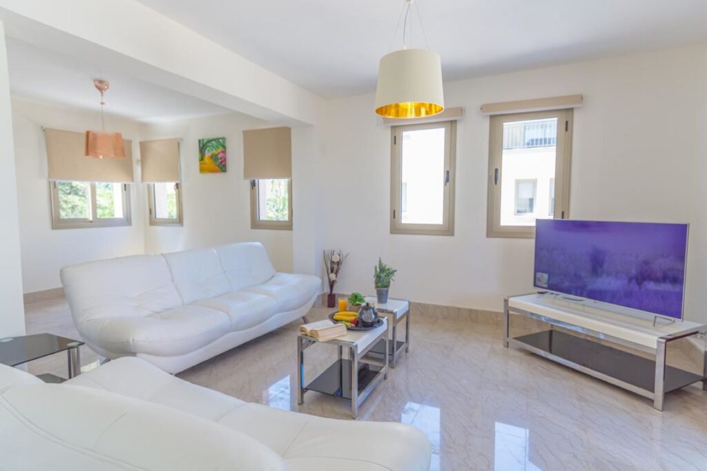 5-bed house with private pool in Polis Chrysochous photo 11