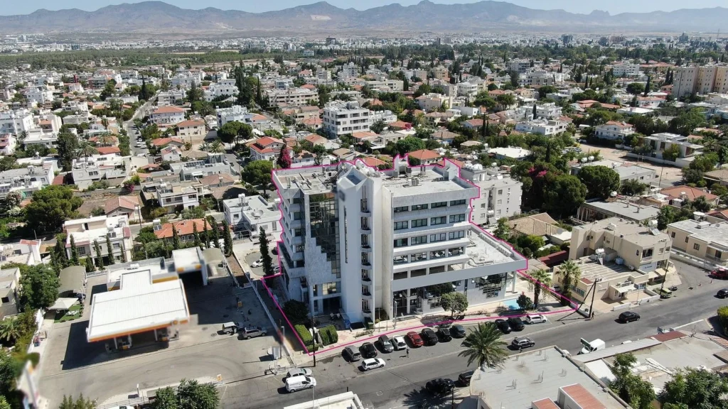 1722m² Building for Sale in Agios Dometios, Nicosia District
