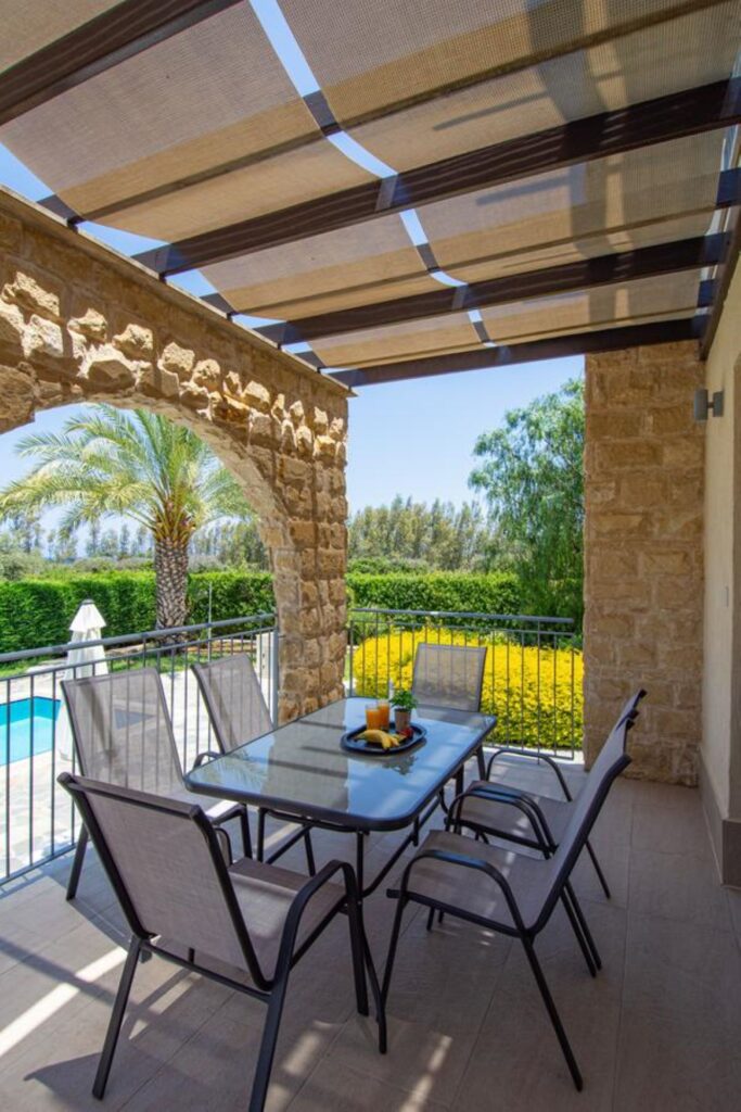 3-bed beachfront villa with pool in Polis Chrysochous photo 13