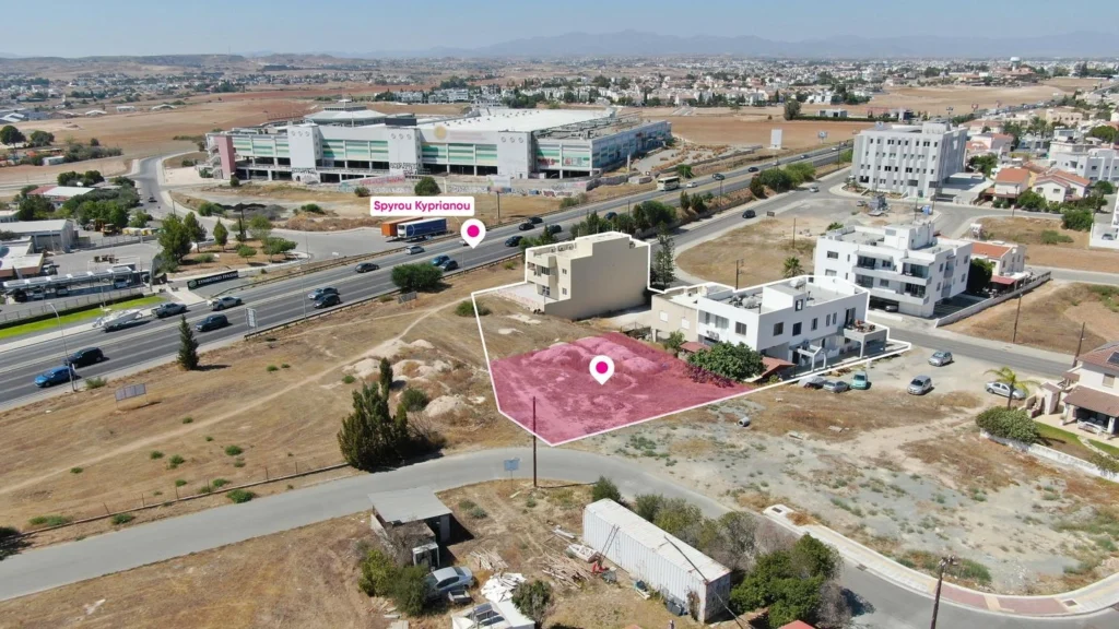 2,314m² Plot for Sale in Strovolos, Nicosia District