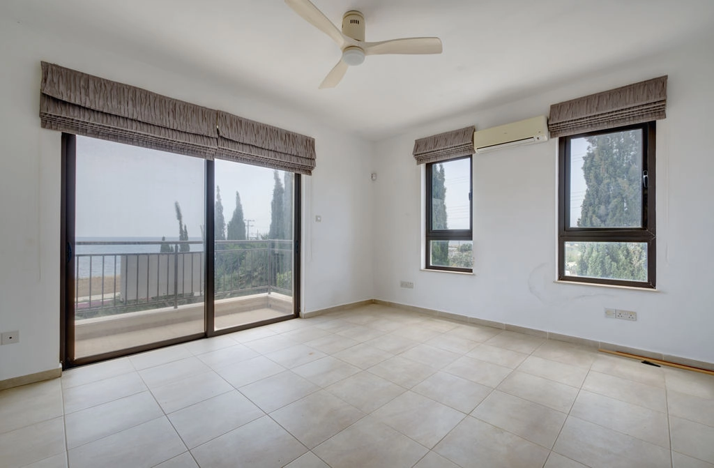 4 Bedroom House for Sale in Agios Theodoros, Larnaca District