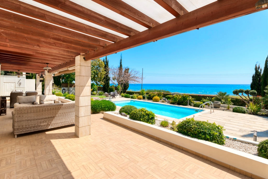4 Bedroom House for Sale in Agios Theodoros, Larnaca District