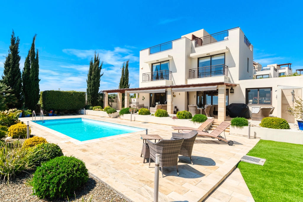 4 Bedroom House for Sale in Agios Theodoros, Larnaca District