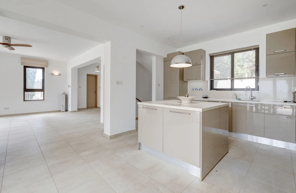 4 Bedroom House for Sale in Agios Theodoros, Larnaca District
