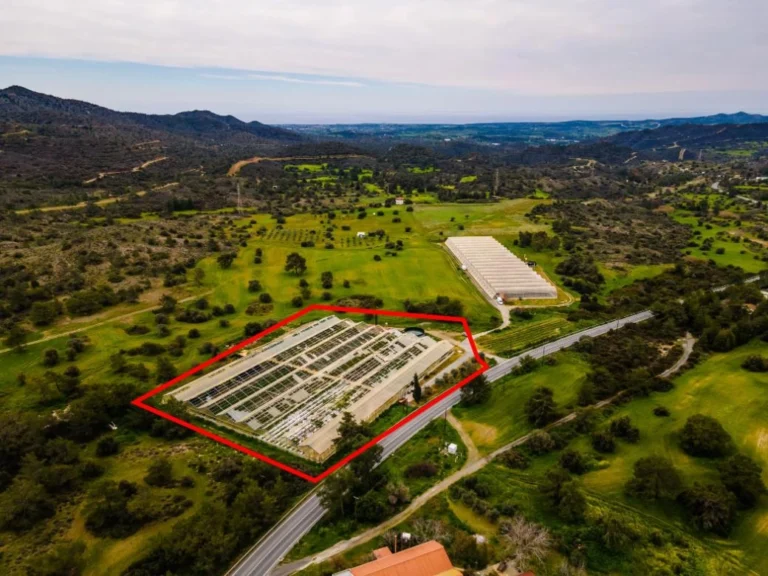 Οικόπεδο 10,034m² προς πώληση στον Κόρνο, Επαρχία Λάρνακας