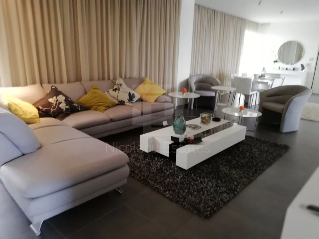 4 Bedroom Apartment for Rent in Nicosia District