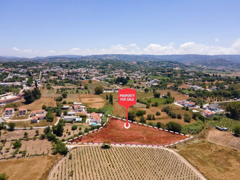 5,017m² Plot for Sale in Polemi, Paphos District