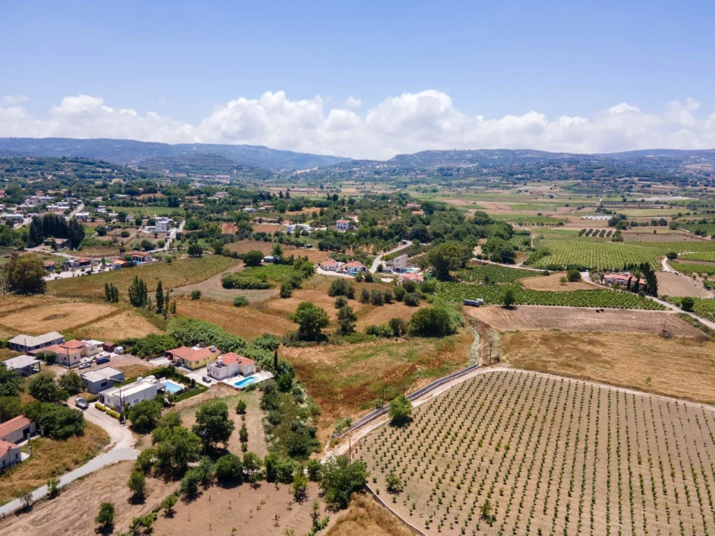 5,017m² Plot for Sale in Polemi, Paphos District