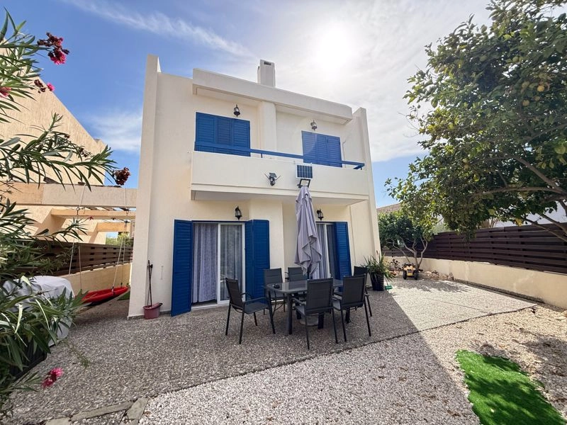 3 Bedroom House for Sale in Chlorakas, Paphos District