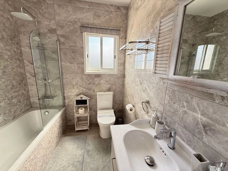 3 Bedroom House for Sale in Chlorakas, Paphos District