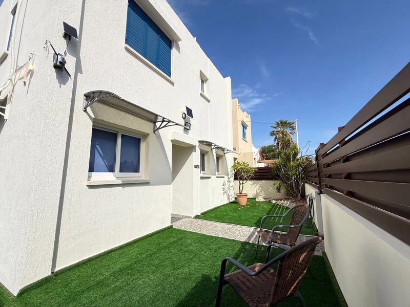 3 Bedroom House for Sale in Chlorakas, Paphos District