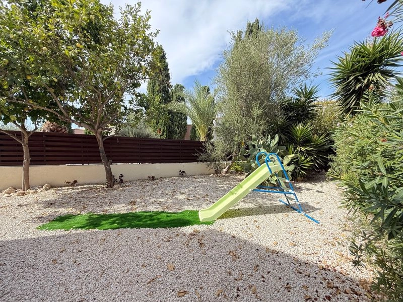 3 Bedroom House for Sale in Chlorakas, Paphos District