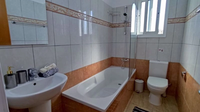 2 Bedroom Apartment for Sale in Geroskipou, Paphos District