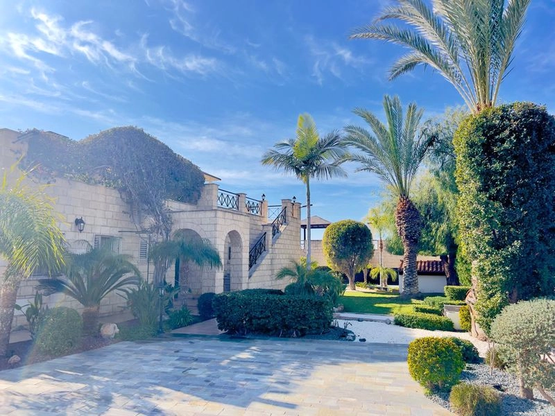 3 Bedroom House for Sale in Peyia, Paphos District