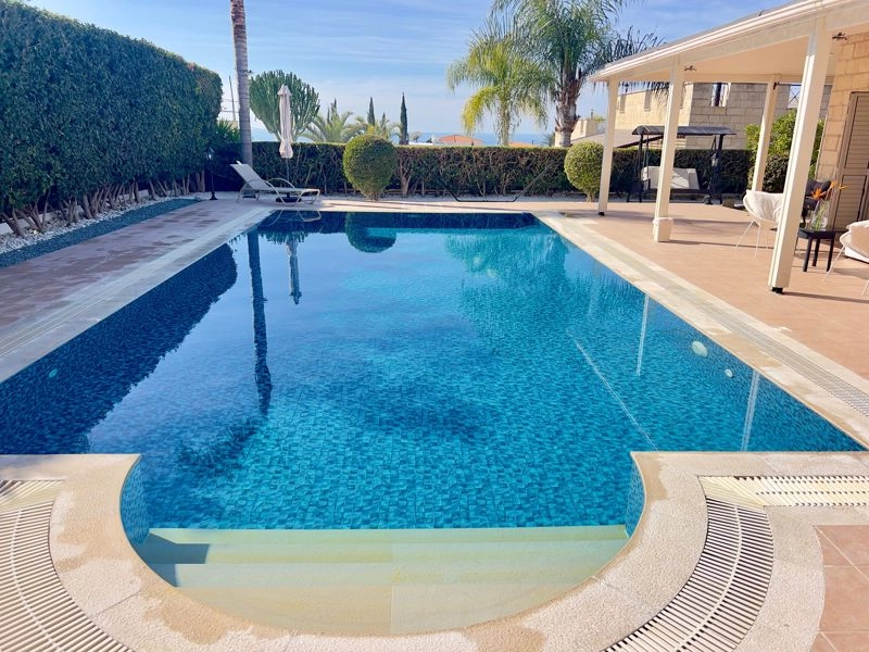 3 Bedroom House for Sale in Peyia, Paphos District