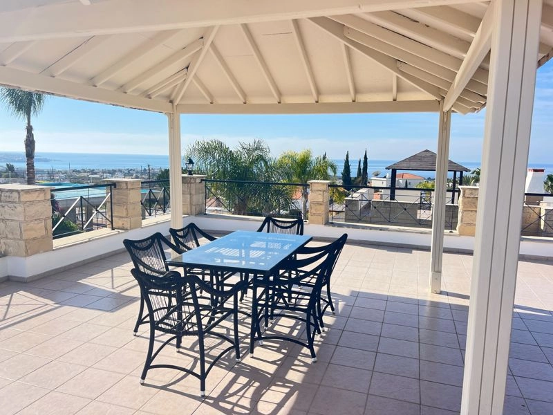 3 Bedroom House for Sale in Peyia, Paphos District