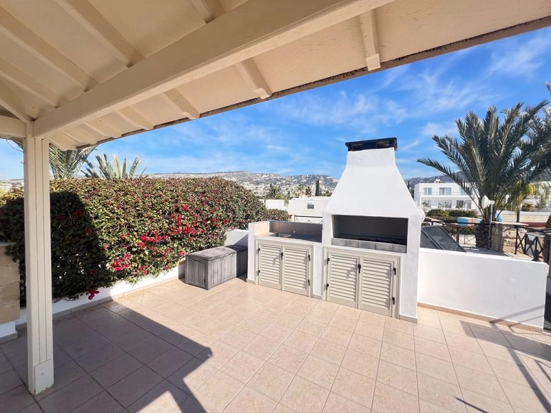 3 Bedroom House for Sale in Peyia, Paphos District