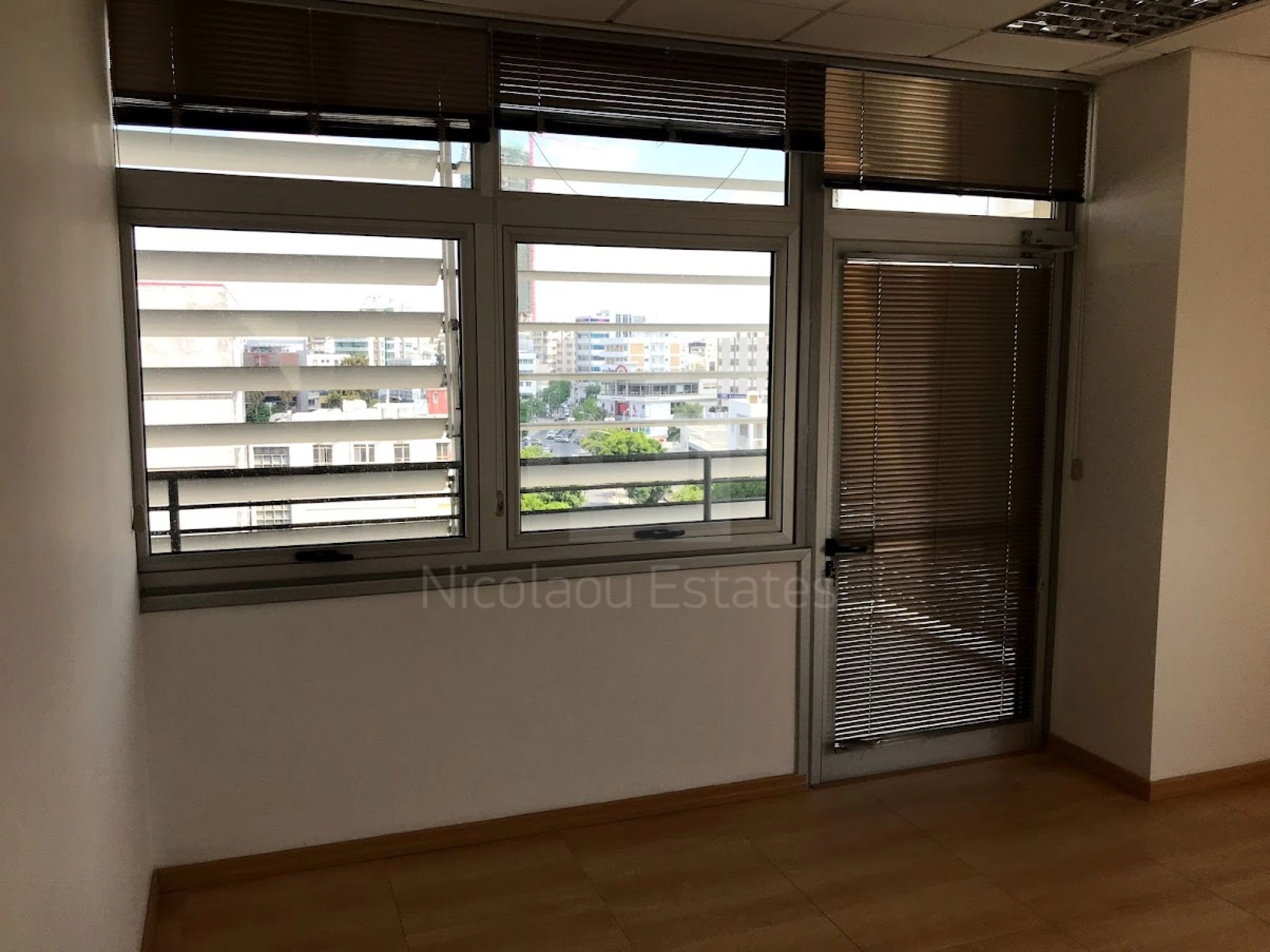 355m² Office for Rent in Nicosia District
