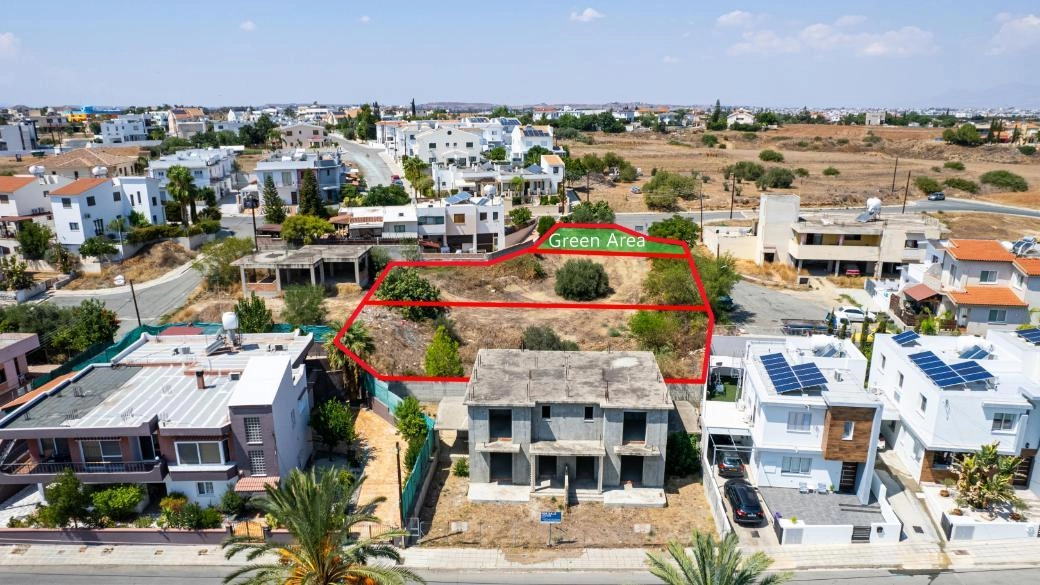 1,392m² Plot for Sale in Tseri, Nicosia District