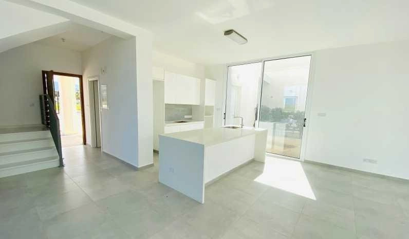 3 Bedroom House for Sale in Coral Bay, Paphos District