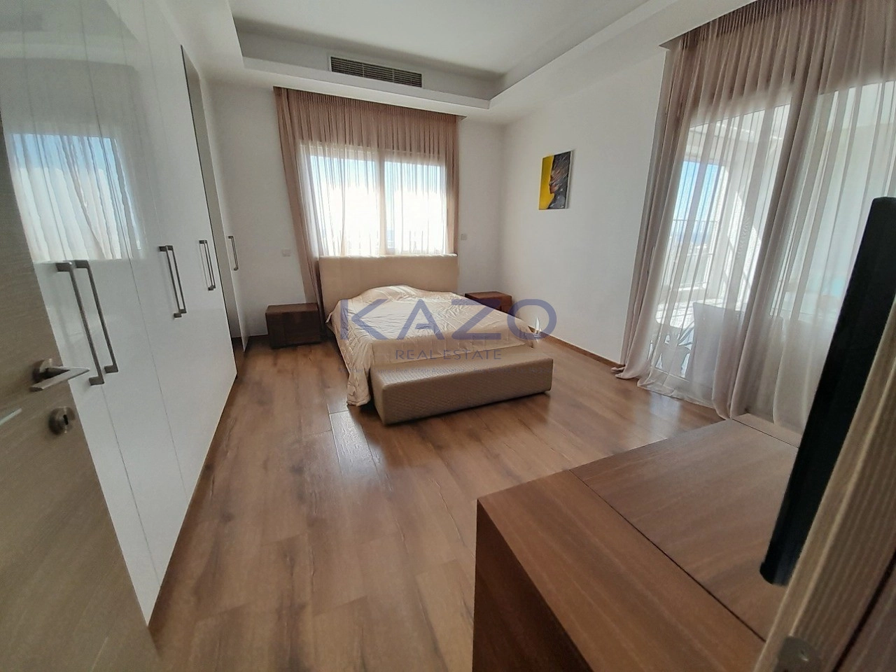 4 Bedroom Apartment for Sale in Agios Tychonas, Limassol District