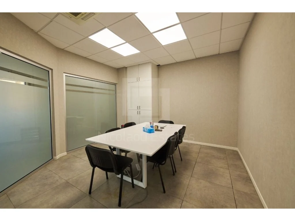 855m² Office for Rent in Limassol – Kapsalos