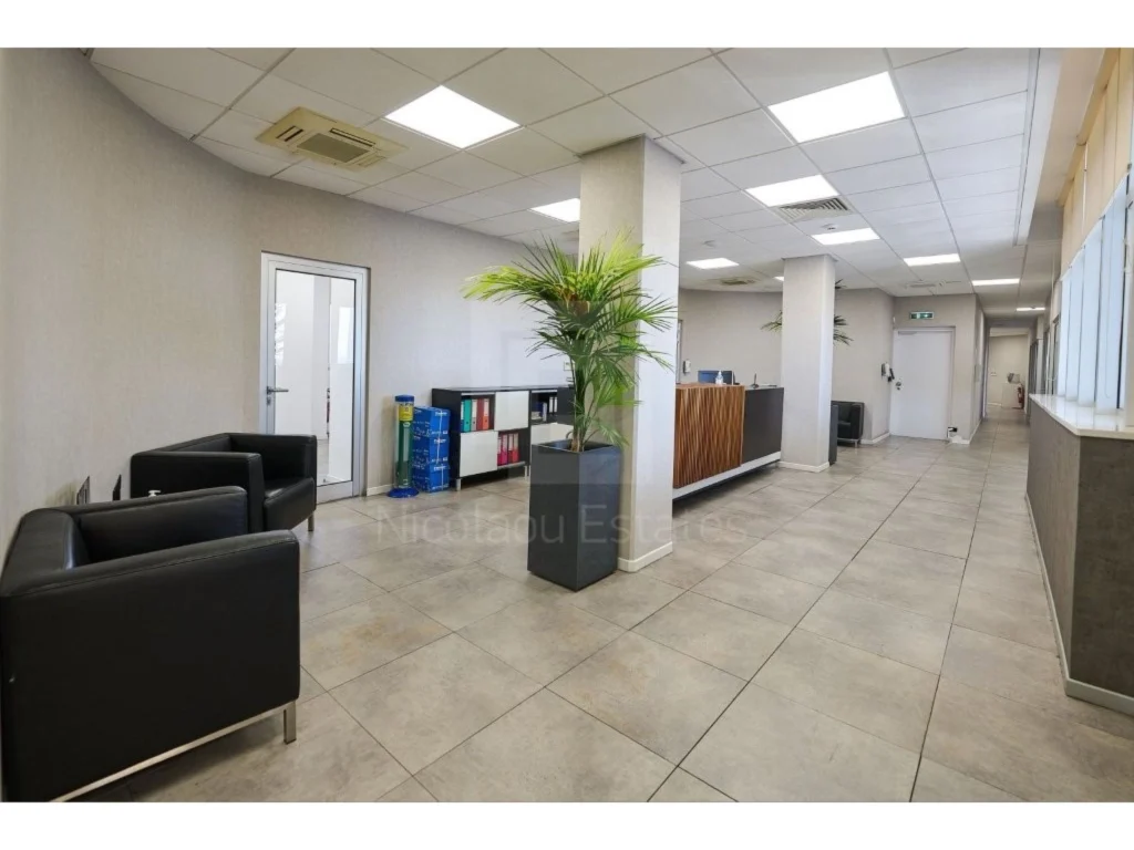 855m² Office for Rent in Limassol – Kapsalos