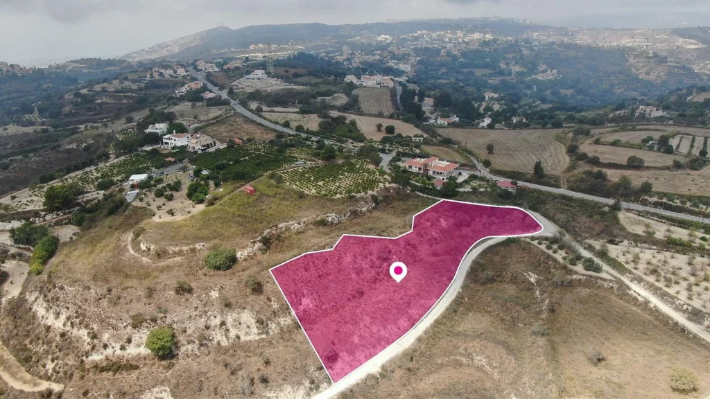 4,747m² Plot for Sale in Tsada, Paphos District