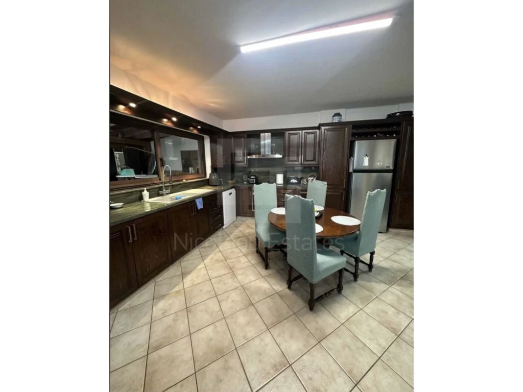 4 Bedroom House for Sale in Aradippou, Larnaca District