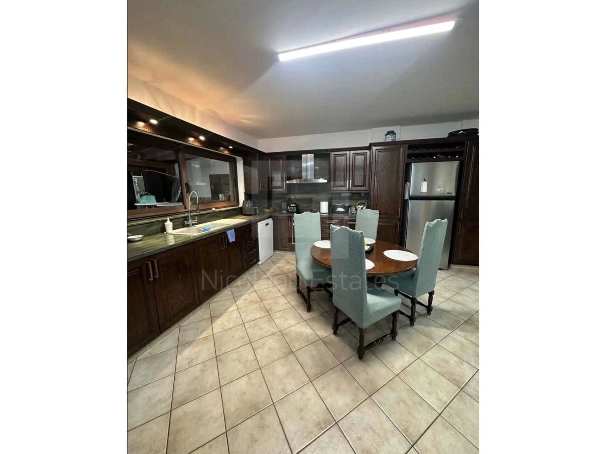 4 Bedroom House for Sale in Aradippou, Larnaca District