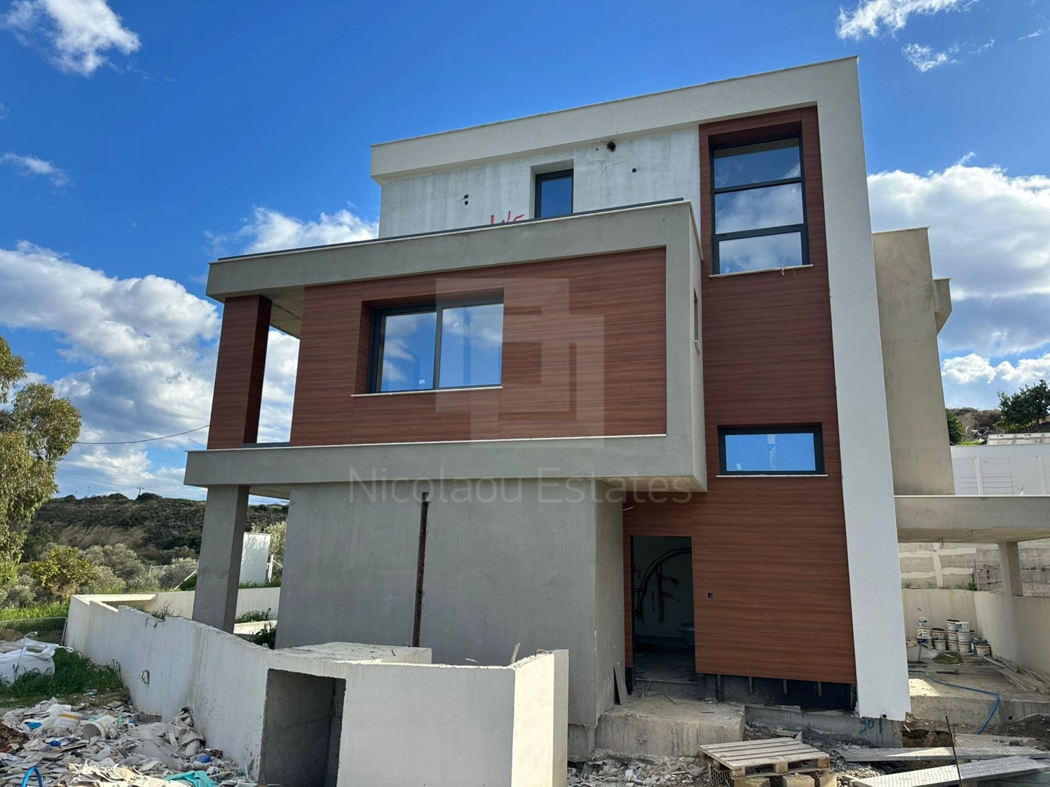 4 Bedroom House for Sale in Agios Tychonas, Limassol District