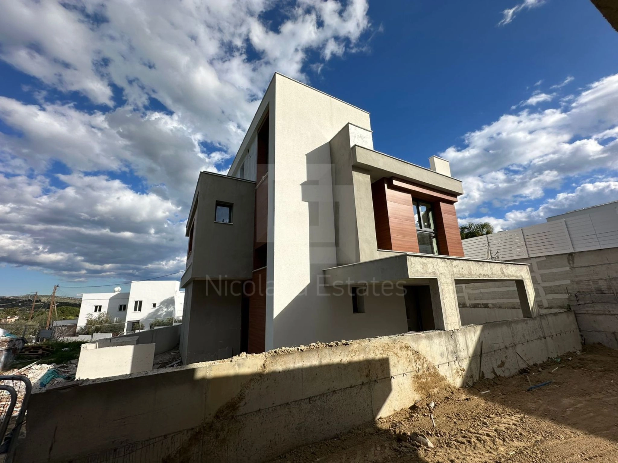 4 Bedroom House for Sale in Agios Tychonas, Limassol District