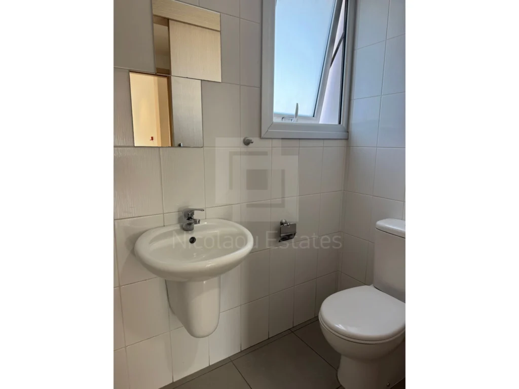 160m² Office for Rent in Strovolos, Nicosia District