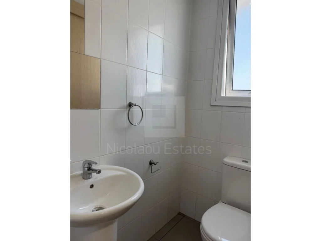 160m² Office for Rent in Strovolos, Nicosia District